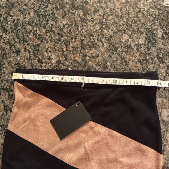 Hera Collection knitted stripped pencil skirt NWT L - Picture 6 of 7